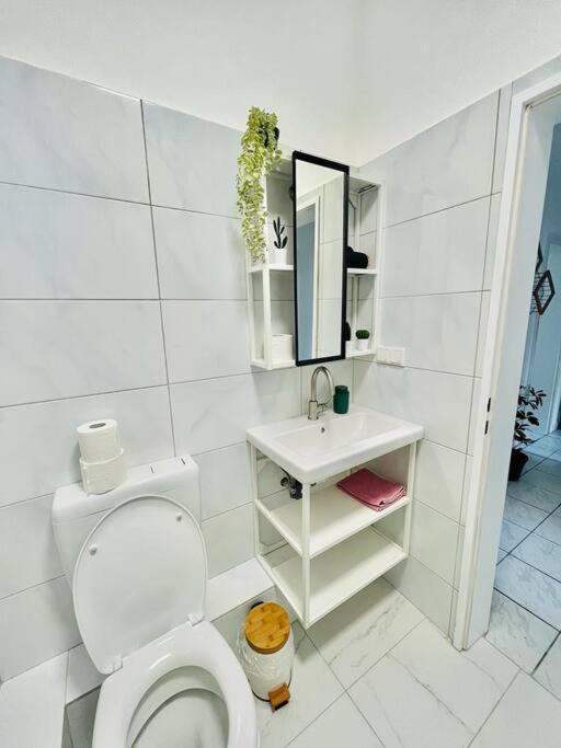 Zentral 85-5 Apartment